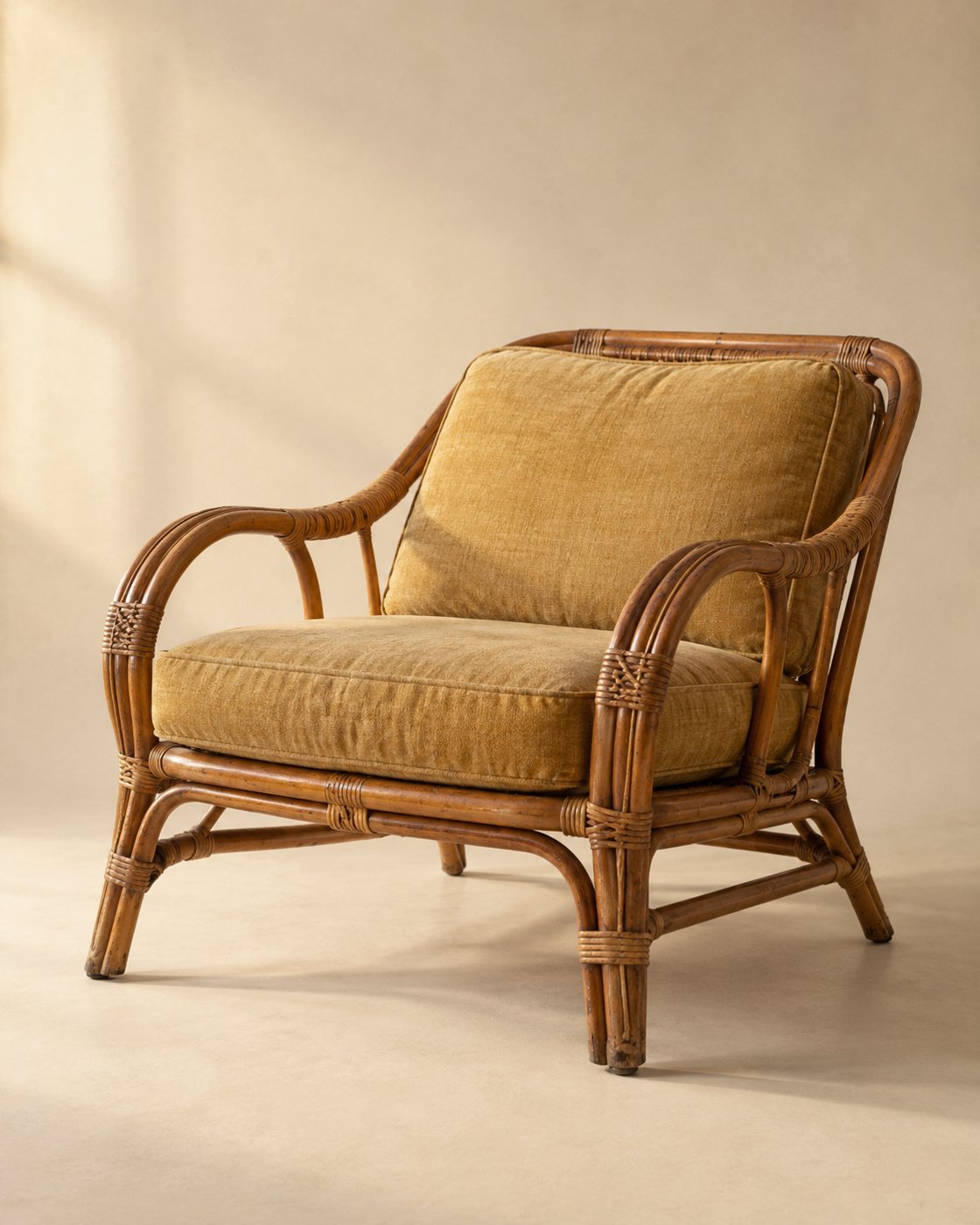 Rattan lounger